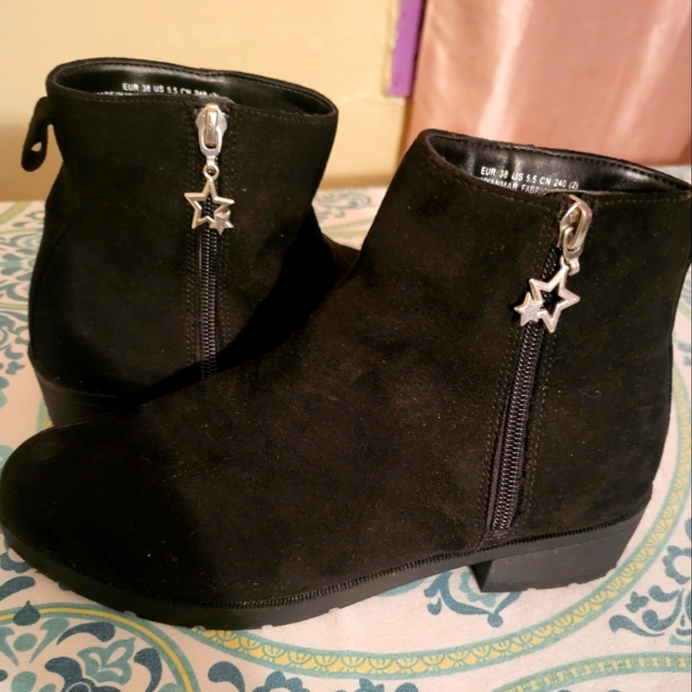 Ankle boots